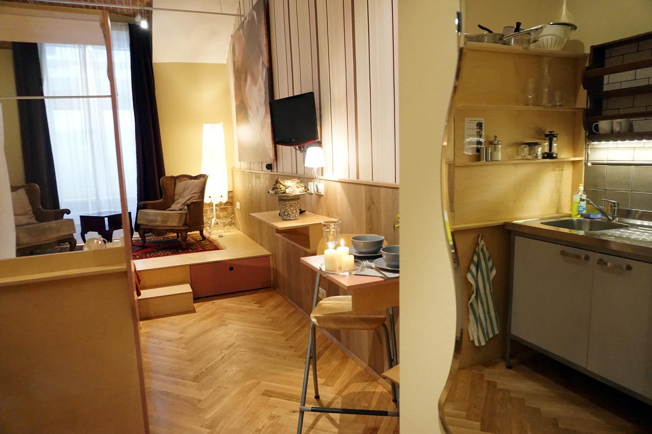 Wanz'Inn Design Appartements Wina Bagian luar foto